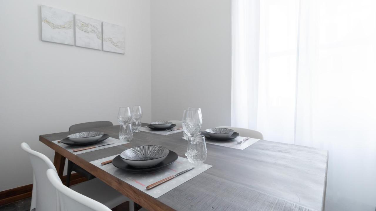 Italianway - Barberini Elegantia Apartments Roma ภายนอก รูปภาพ