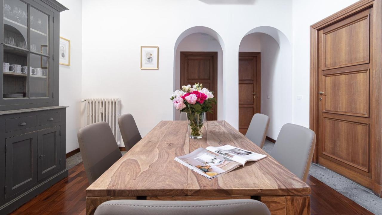 Italianway - Barberini Elegantia Apartments Roma ภายนอก รูปภาพ