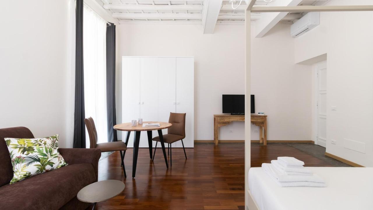 Italianway - Barberini Elegantia Apartments Roma ภายนอก รูปภาพ