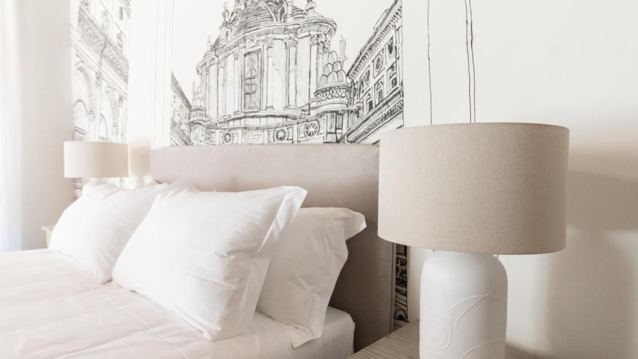 Italianway - Barberini Elegantia Apartments Roma ภายนอก รูปภาพ